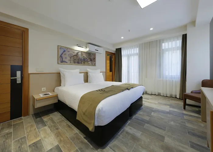 Nishant Hotel